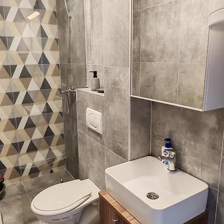 Sa Pogledom Na Ozren 아파트