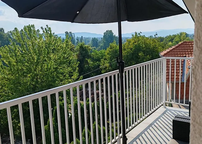 Sa Pogledom Na Ozren Sokobanja